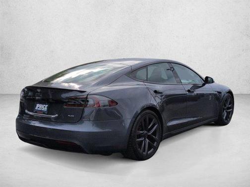 Silver/Gray 2021 Tesla Model S Plaid