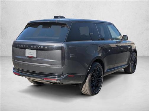 Carpathian Grey Premium Metallic 2026 Land Rover Range Rover P530 SE