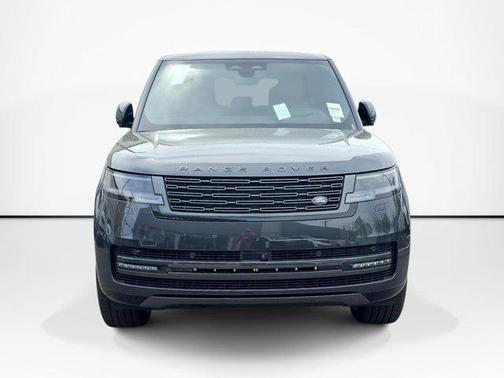 Carpathian Grey Premium Metallic 2026 Land Rover Range Rover P530 SE