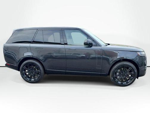 Carpathian Grey Premium Metallic 2026 Land Rover Range Rover P530 SE