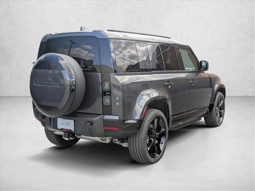 Carpathian Grey Premium Metallic 2026 Land Rover Defender P400 X-Dynamic SE