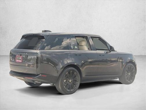 2025 Land Rover Range Rover P400 SE