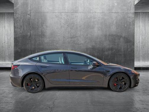 2024 Tesla Model 3 Performance