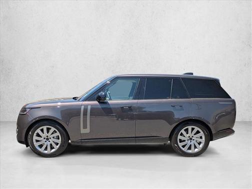 Charente Grey Premium Metallic 2026 Land Rover Range Rover P400 SE