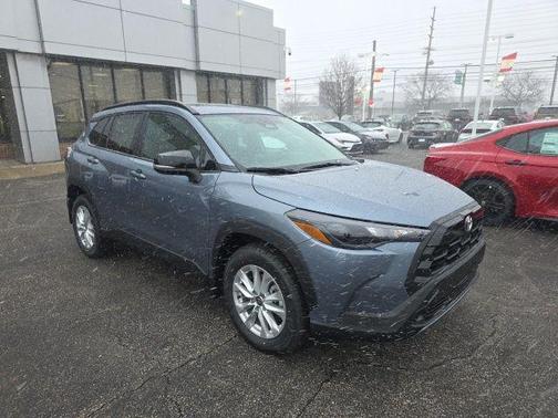 2026 Toyota Corolla Cross LE