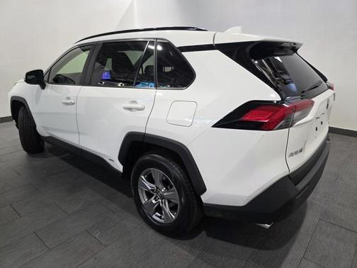 2023 Toyota RAV4 Hybrid XLE