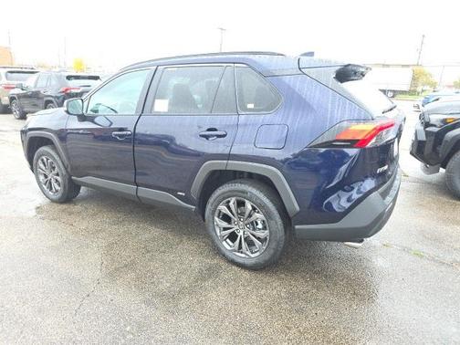 2025 Toyota RAV4 Hybrid XLE Premium
