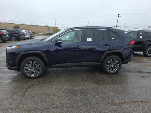 2025 Toyota RAV4 Hybrid XLE Premium