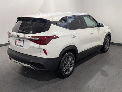 2021 Kia Seltos LX