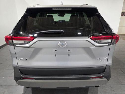 Silver Sky Metallic 2022 Toyota RAV4 Limited