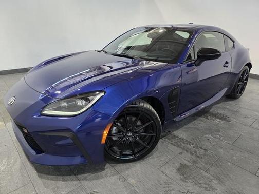 2025 Toyota GR86 Premium