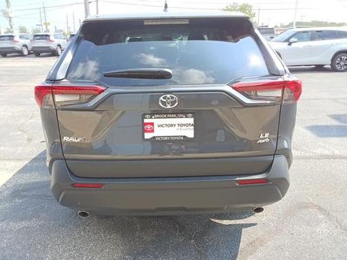 2025 Toyota RAV4 LE