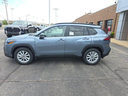 Celestite 2026 Toyota Corolla Cross LE