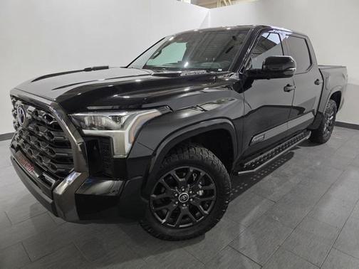 2023 Toyota Tundra Hybrid Platinum