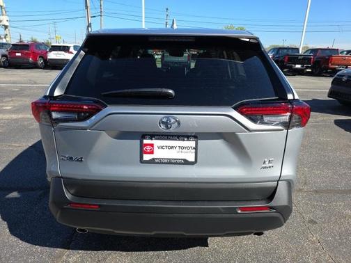 2025 Toyota RAV4 LE