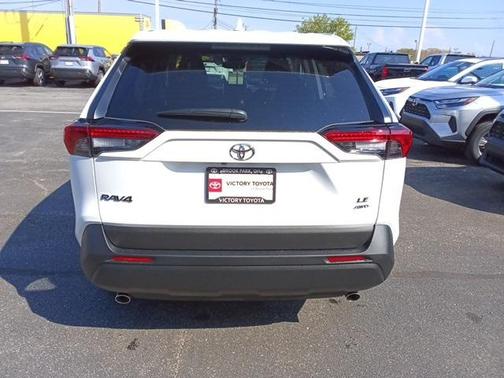 2025 Toyota RAV4 LE