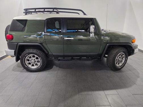 Army Green 2013 Toyota FJ Cruiser Base