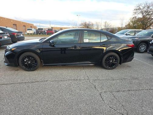 Black 2026 Toyota Camry SE