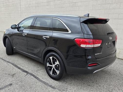 2018 Kia Sorento EX