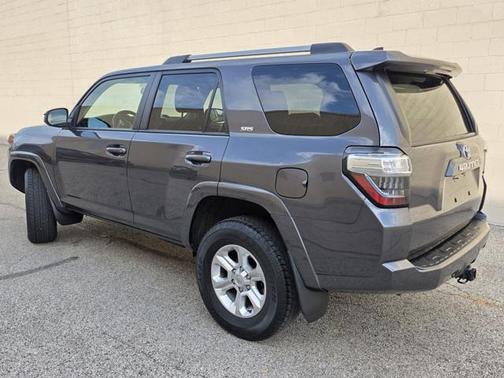 2022 Toyota 4Runner SR5