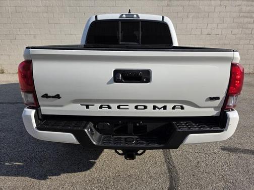 2022 Toyota Tacoma SR