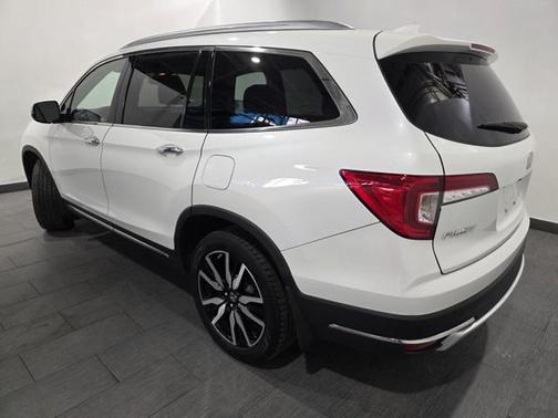 2021 Honda Pilot Touring 8-Passenger