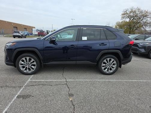 2025 Toyota RAV4 XLE Premium