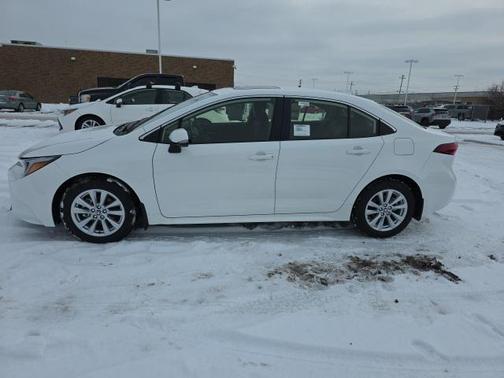 2026 Toyota Corolla Hybrid XLE