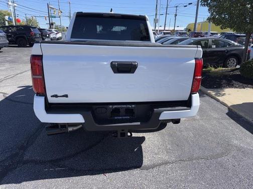 2025 Toyota Tacoma SR5