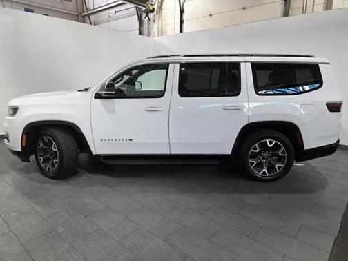 2023 Jeep Wagoneer Series III 4x4