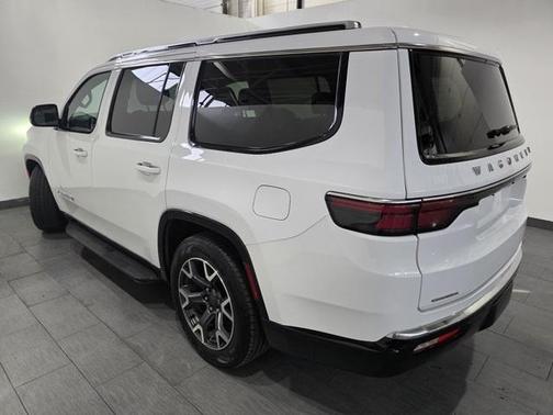 2023 Jeep Wagoneer Series III 4x4