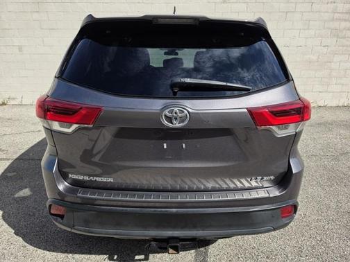 2019 Toyota Highlander LE Plus