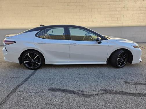 2019 Toyota Camry XSE