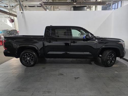 2024 Toyota Tundra Platinum