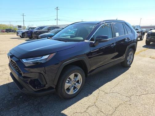 2025 Toyota RAV4 Hybrid XLE