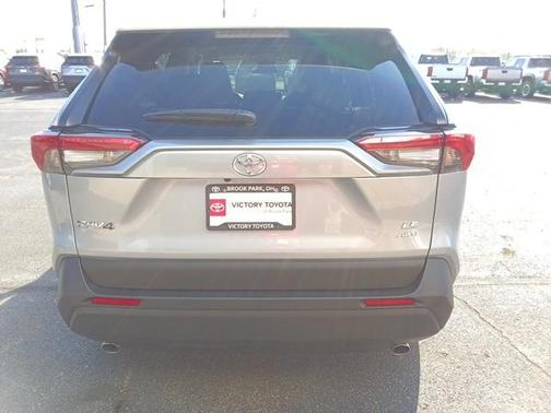 2025 Toyota RAV4 LE