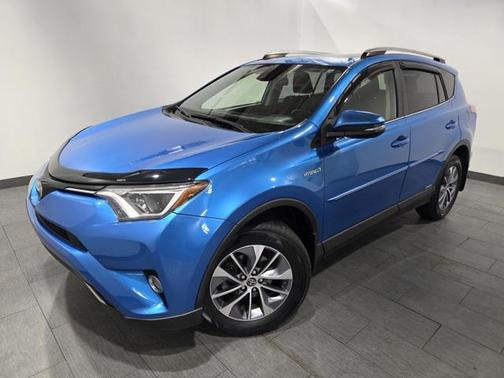 2018 Toyota RAV4 Hybrid XLE