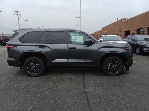 2025 Toyota Sequoia Platinum