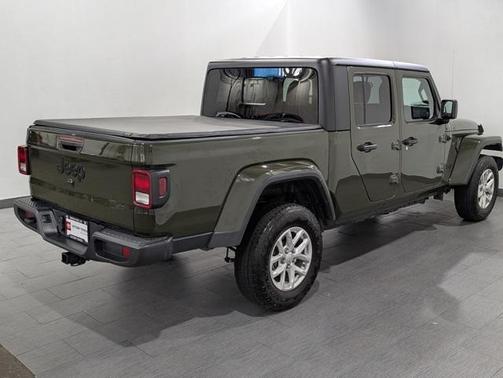 2023 Jeep Gladiator Sport S