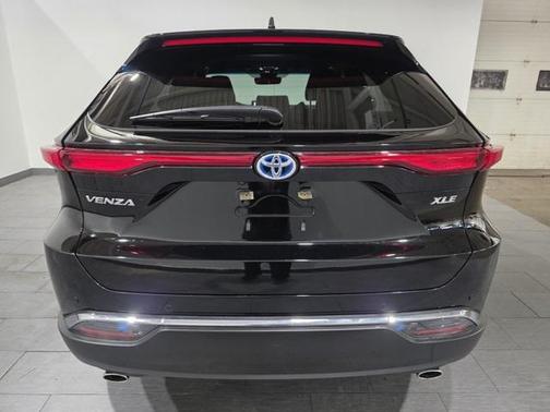 2023 Toyota Venza XLE