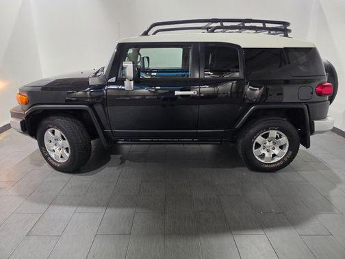 Black Diamond 2007 Toyota FJ Cruiser Base