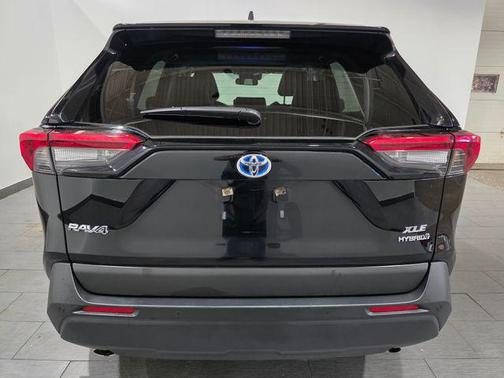 2023 Toyota RAV4 Hybrid XLE Premium