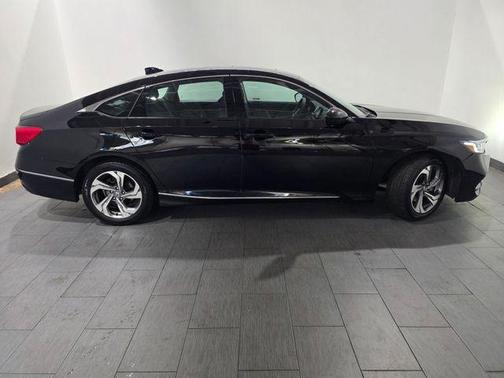 Crystal Black Pearl 2018 Honda Accord EX