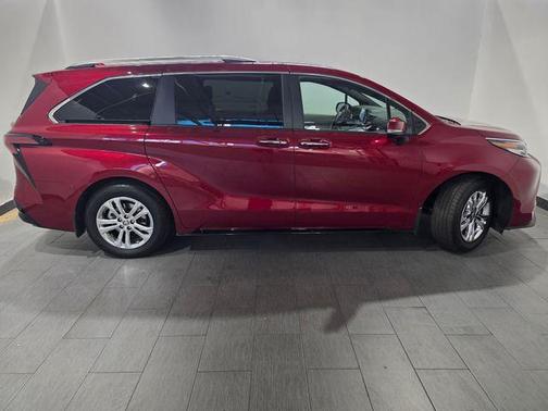 Ruby Flare Pearl 2023 Toyota Sienna Platinum 7 Passenger