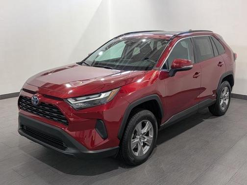2022 Toyota RAV4 Hybrid XLE