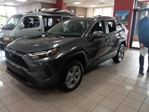 2025 Toyota RAV4 Hybrid XLE