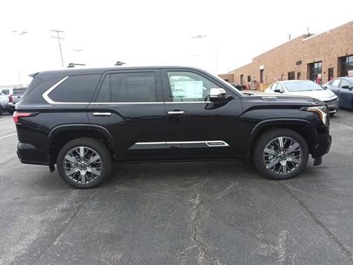 2025 Toyota Sequoia Base