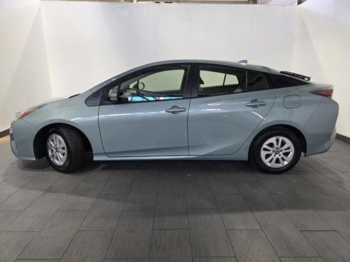 2016 Toyota Prius Two