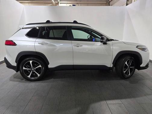 2025 Toyota Corolla Hybrid SE