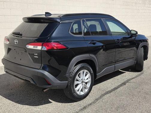 2022 Toyota Corolla Cross LE
